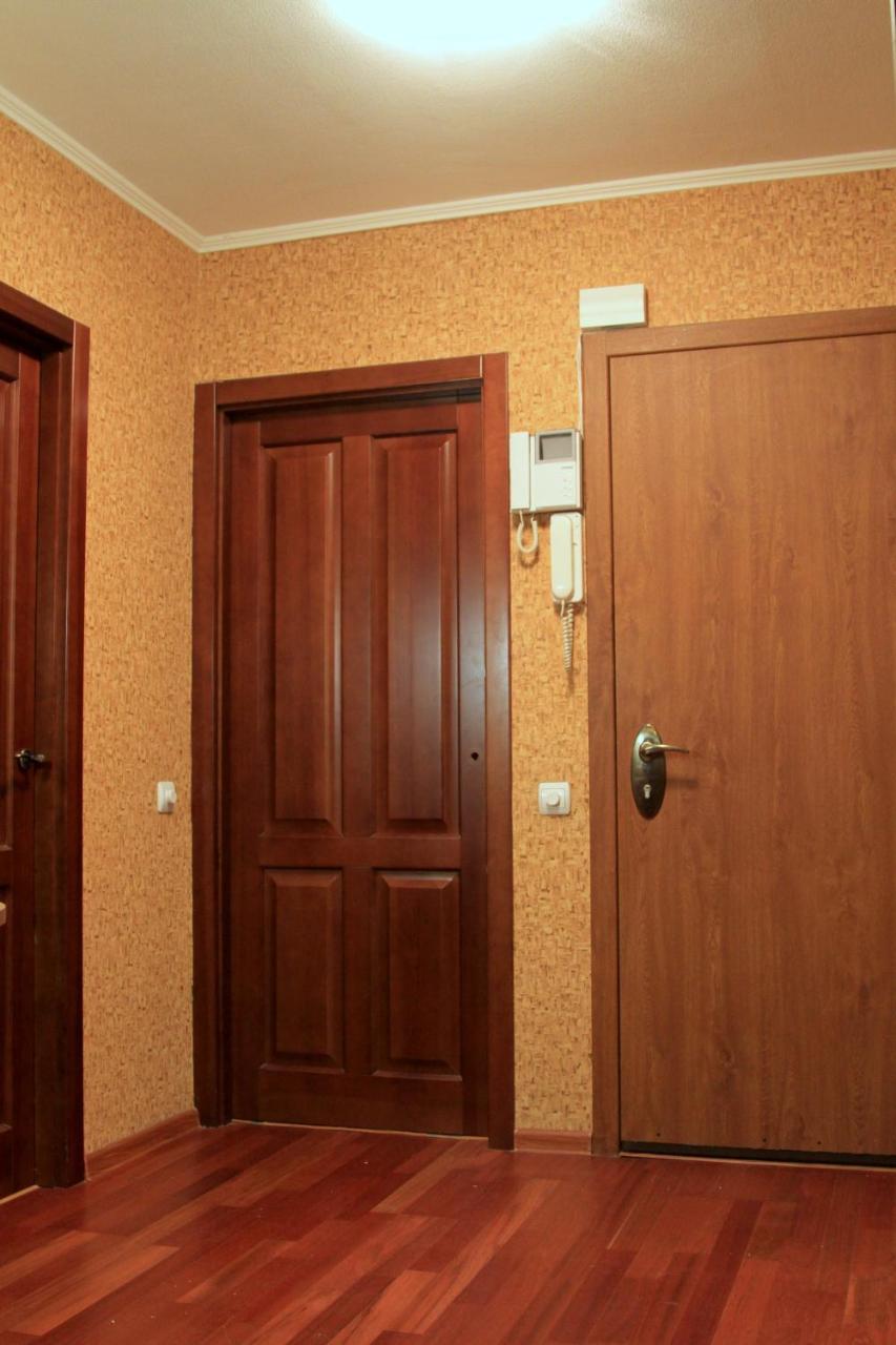 Apartment Near Metro Akademgorodok Kiev Exterior photo